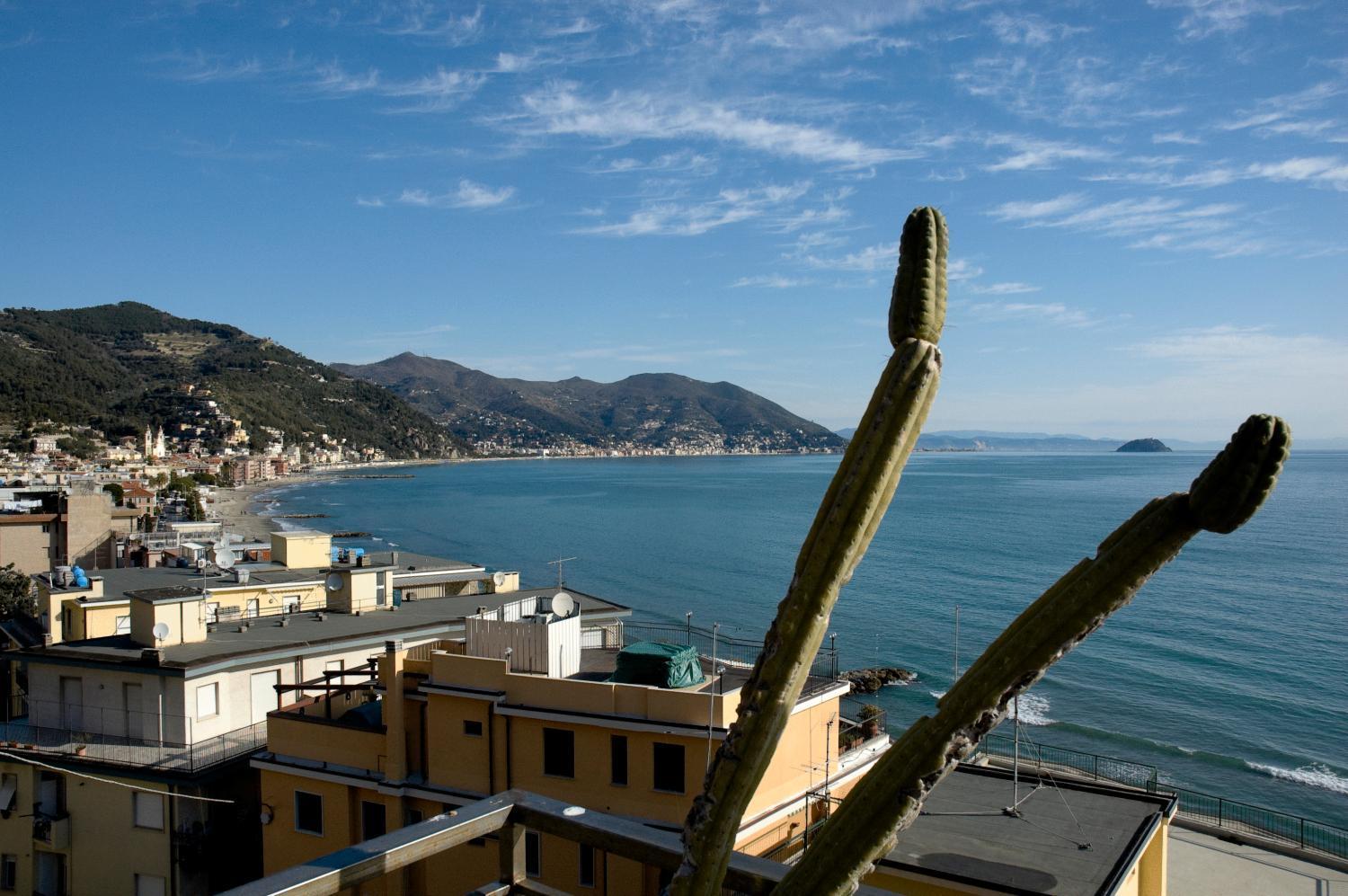 Hotel Ambassador Laigueglia Ngoại thất bức ảnh